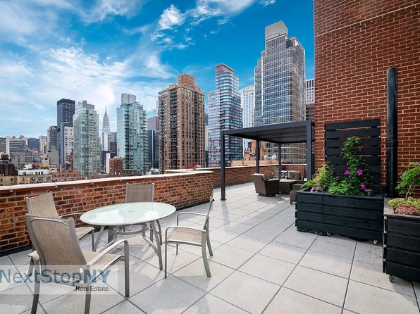 333 E 55th St, New York, NY 10022