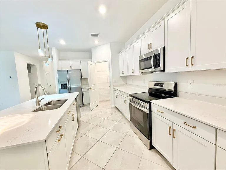 10995 Pinot Dr — Photo 16