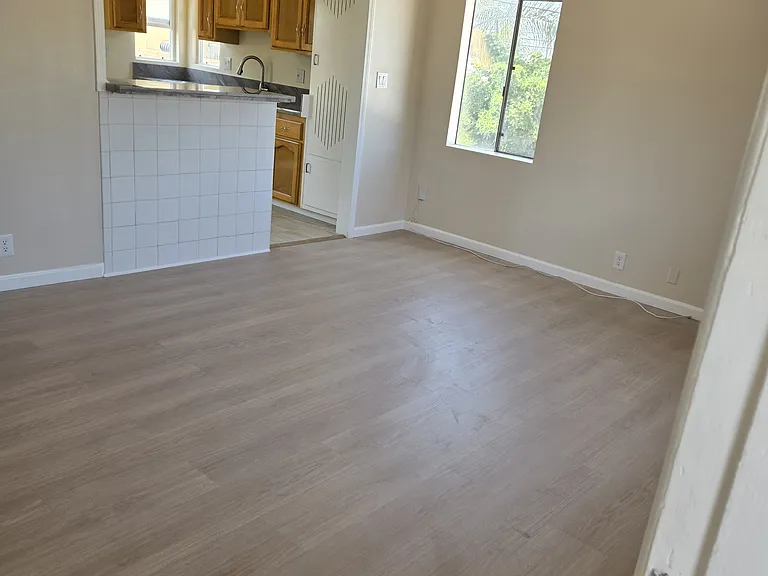 8925 Hildreth Ave #E — Photo 1