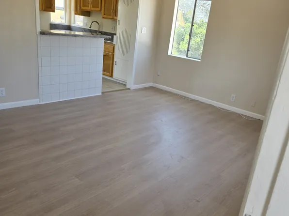 8925 Hildreth Ave #E, South Gate, CA 90280
