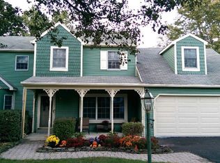 7 Queen Anne Ct, Camp Hill, PA 17011