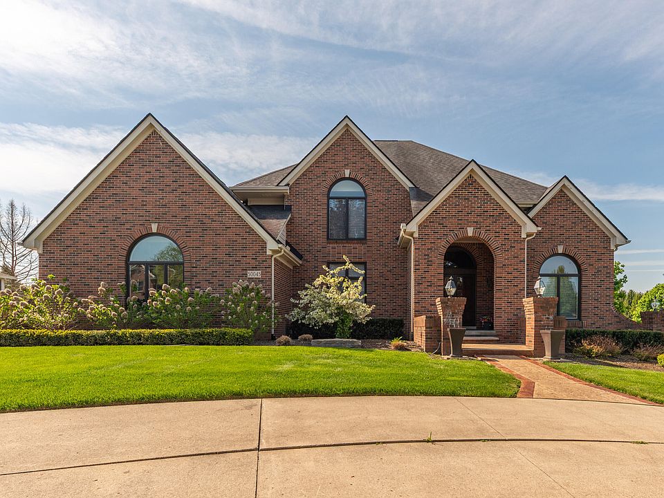 1st image of 50045 Standish Ct