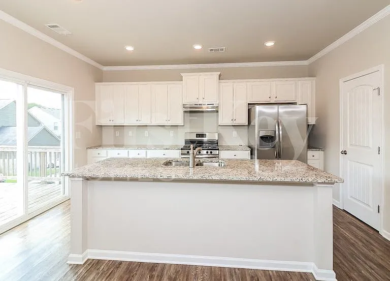412 Trail Finders Way — Photo 8