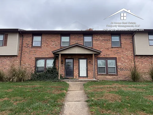 1822 Springdale Ct Photo 1