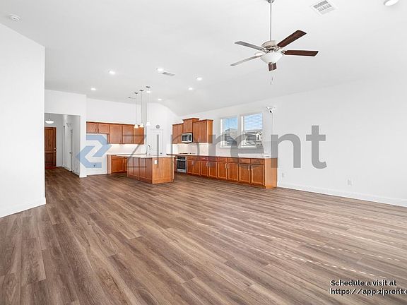 2nd image of 2900 Long Slope Rd #2900