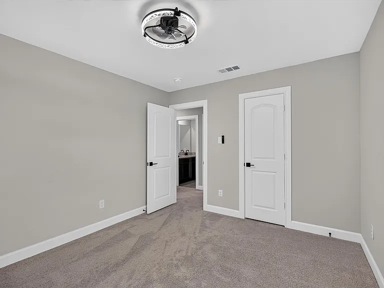 1309 Butler Ave — Photo 30