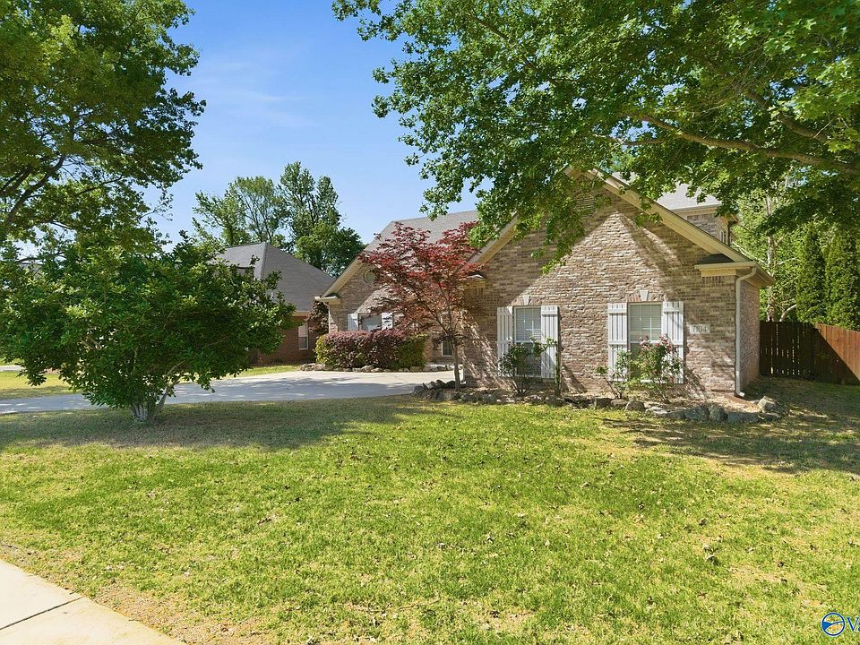 1st image of 7104 Tull Water Dr SE