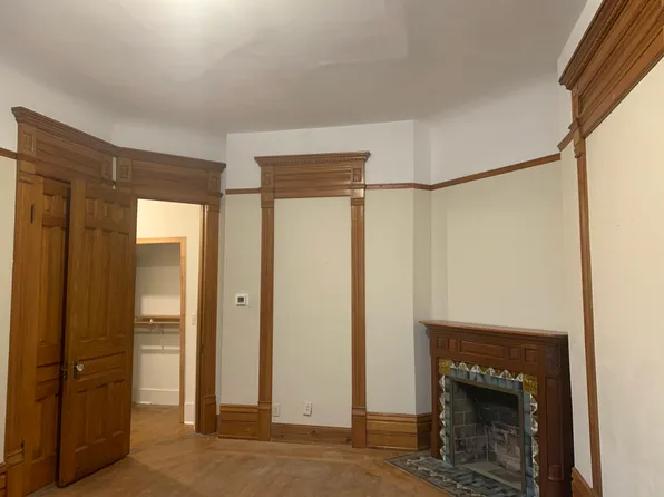 1308 Main St, La Crosse, WI 54601