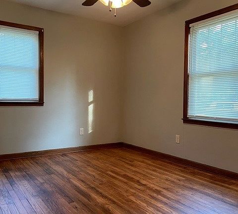5th image of 214 E Vermilya Ave