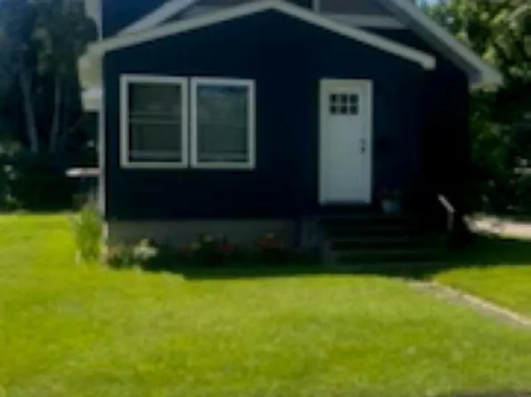 421 8th St, Cloquet, MN 55720