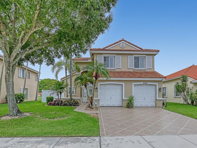 1st image of 6074 Las Colinas Cir
