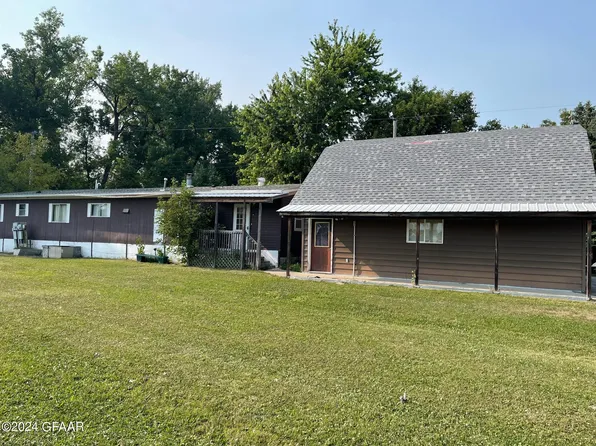 302 E 2nd Ave S, Mountain, ND 58262