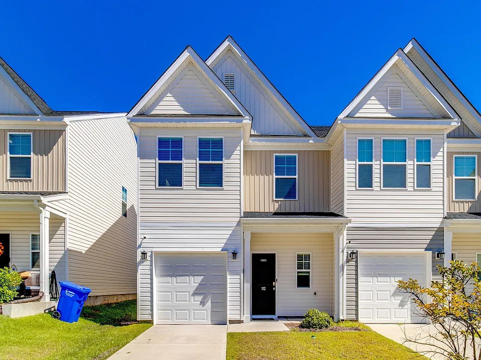 112 Bartlett Dr