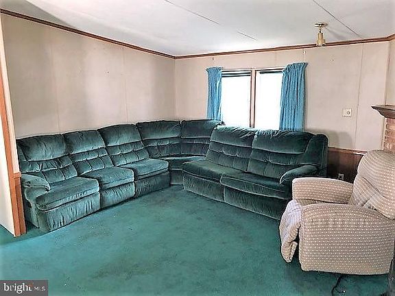 3rd image of 11 Crystal Ave
