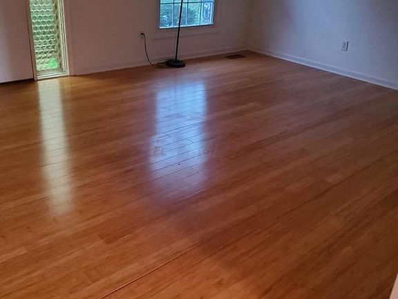 3rd image of 429 Pamlico St #Jk-8