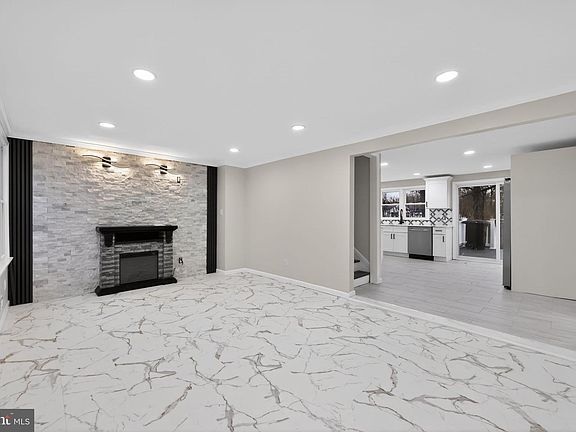 5th image of 823 New Jersey Ave
