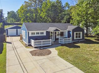 811 E Gudgell Ave, Independence, MO 64055