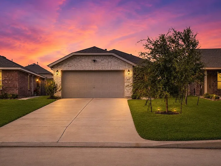 26918 Winward Creek Trl — Photo 2