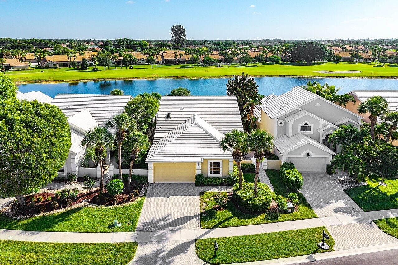 8228 Horseshoe Bay Road — Aberdeen Golf & Country Club