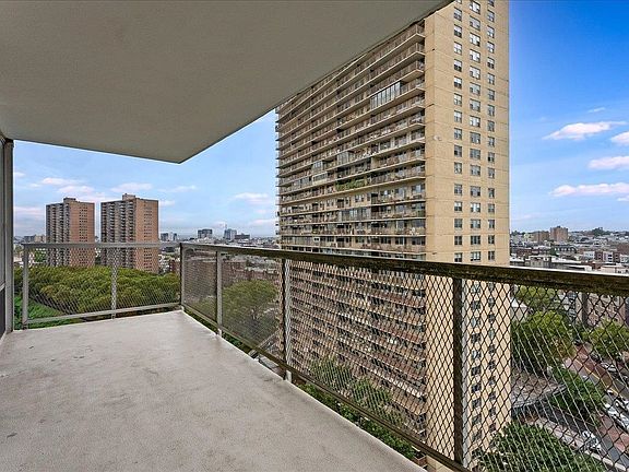 2nd image of 6050 Kennedy Blvd #15G