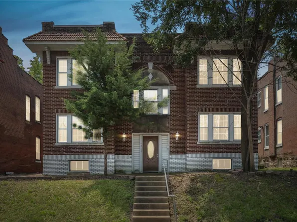 4208 Russell Blvd, Saint Louis, MO 63110