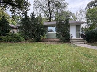 4711 Warsaw St, Fort Wayne, IN 46806