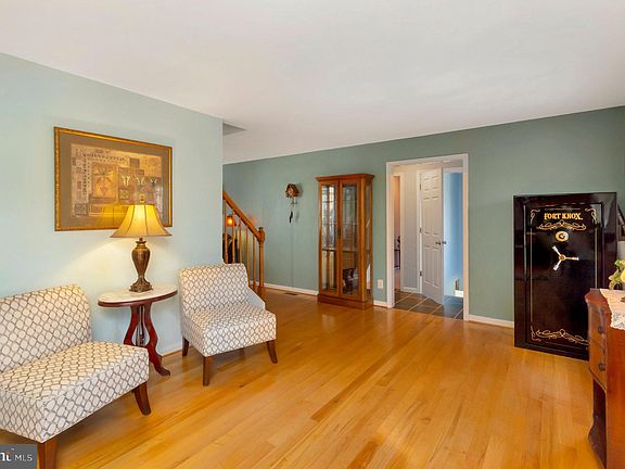 5th image of 7210 Cattail Ct