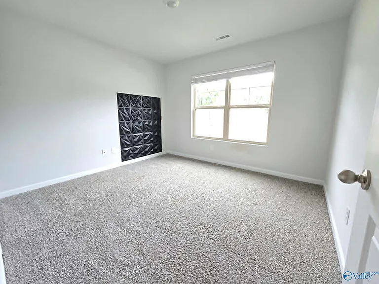 427 Jackson Point Cir — Photo 14