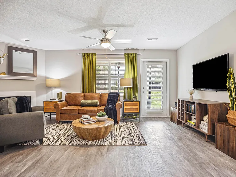 North Oaks Landing — Photo 7