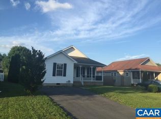 2205 Mosley St, Waynesboro, VA 22980