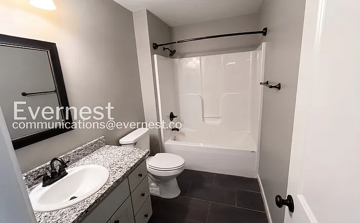 5520 Desoto Cir — Photo 18