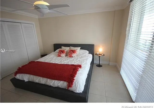 5151 Collins Ave #1030 — Photo 14