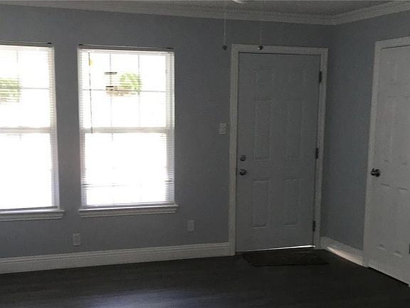 4th image of 3513 Beverly Dr