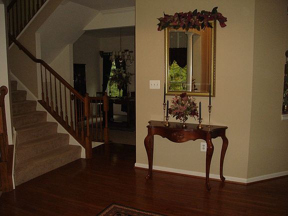 2 story foyer