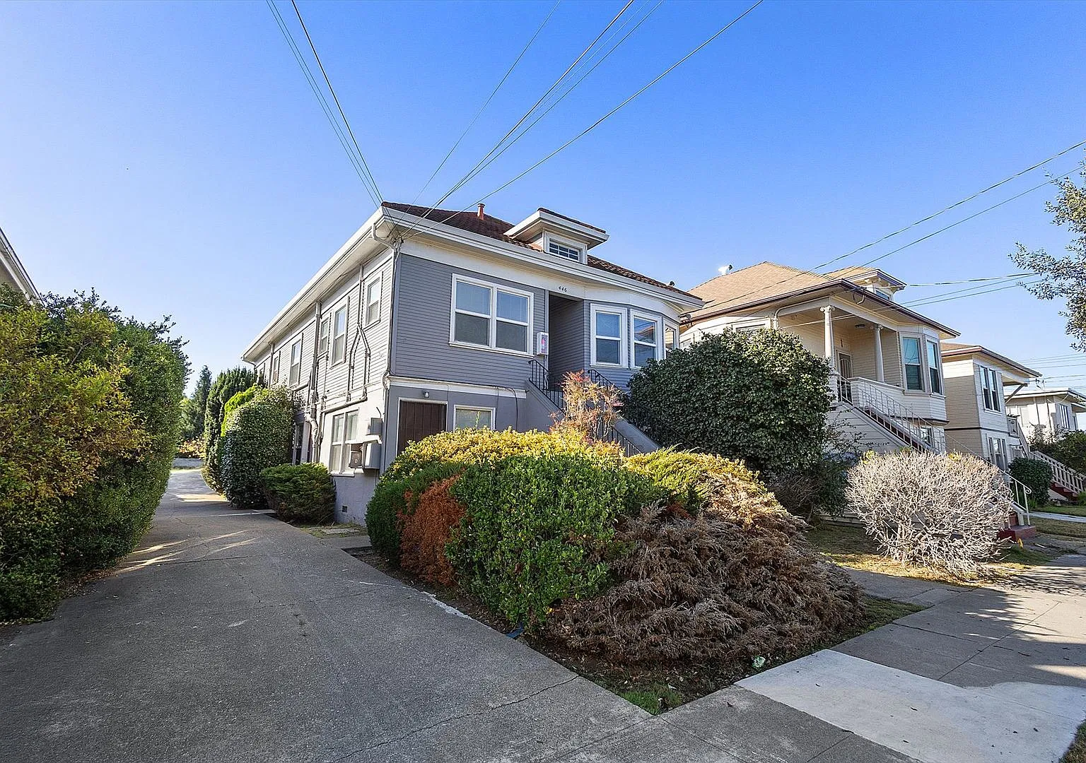 446 Pacific Ave #C - 1 bedroom | 1 bath | Upper unit — Photo 2