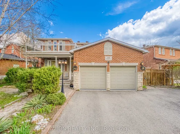 134 Butterfield Cres, Vaughan, ON L6A 1J4