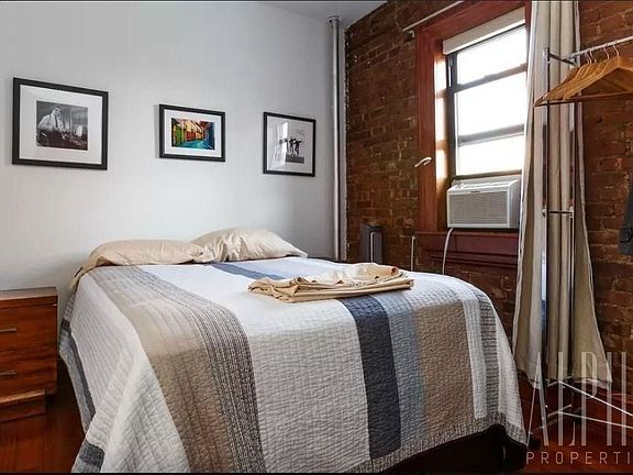 2nd image of 247 W 11th St APT 4