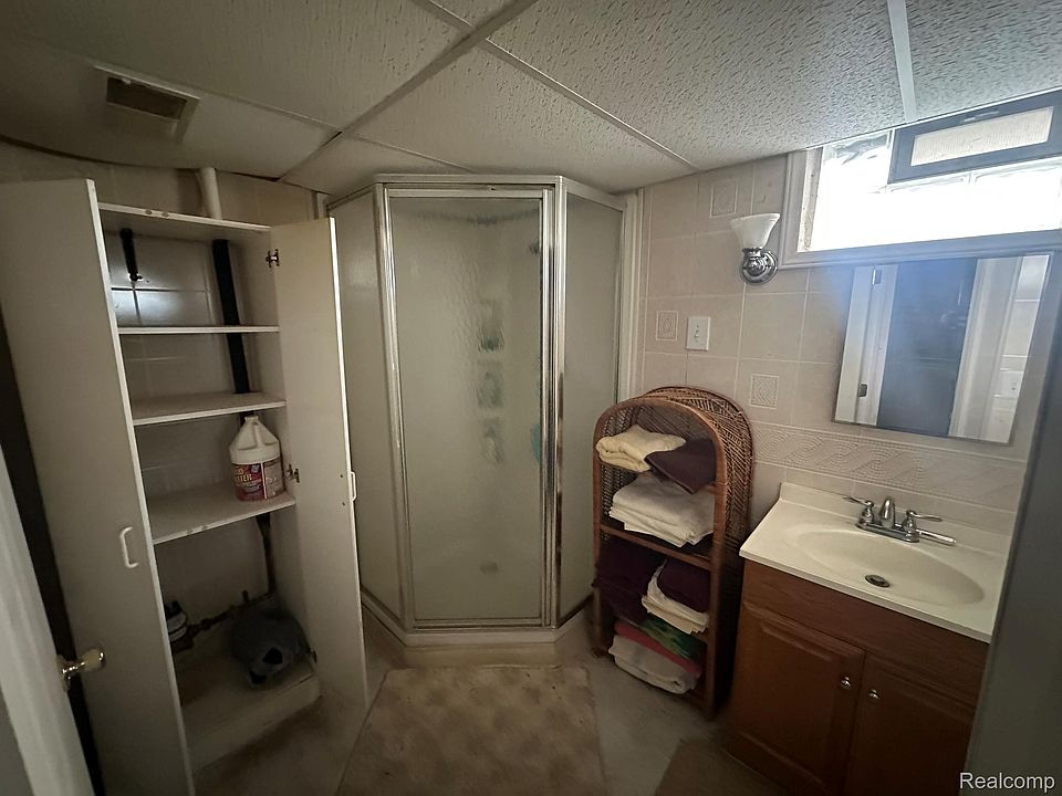 2213 Calvin Ave, photo 20