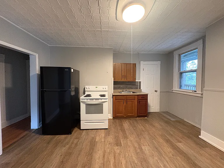 50 Hopkins St #2D — Photo 2