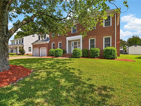 2nd image of 3626 Point Elizabeth Dr