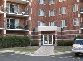 6400 W Berteau Ave #1-207, Chicago, IL 60634