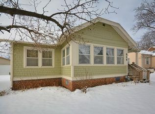 846 40th Pl, Des Moines, IA 50312