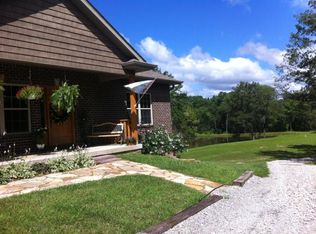 17245 N Tucker School Rd, Sturgeon, MO 65284