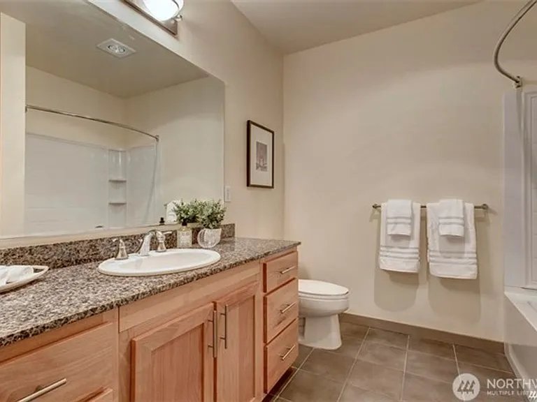 375 Kirkland Ave #325 — Photo 15