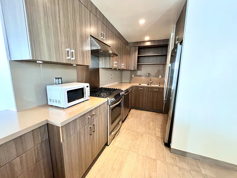 17350 W Sunset Blvd #602 — Photo 11
