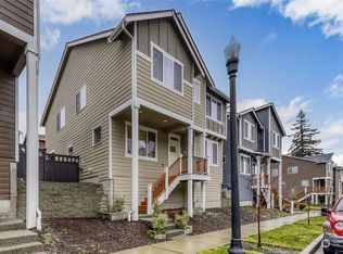 2426 Seringa Ave, Bremerton, WA 98310