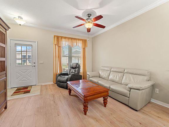 5th image of 579 NW San Remo Circle