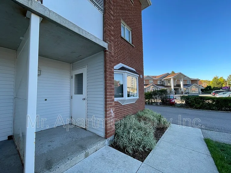 295 Erb St W #202 — Photo 8
