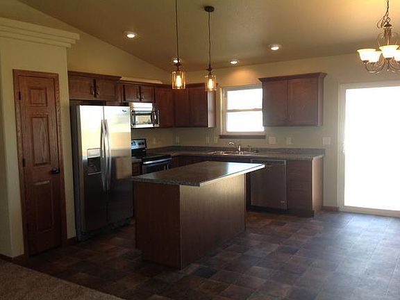2nd image of 2824 McNally St