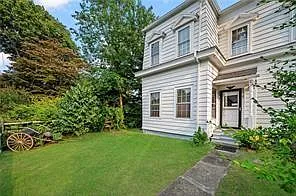 10 Hendricks St #2